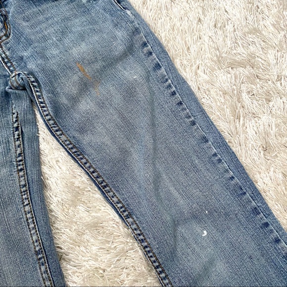 VNTG Weathervane Light Wash Distressed Flare Jeans - Picture 4 of 9